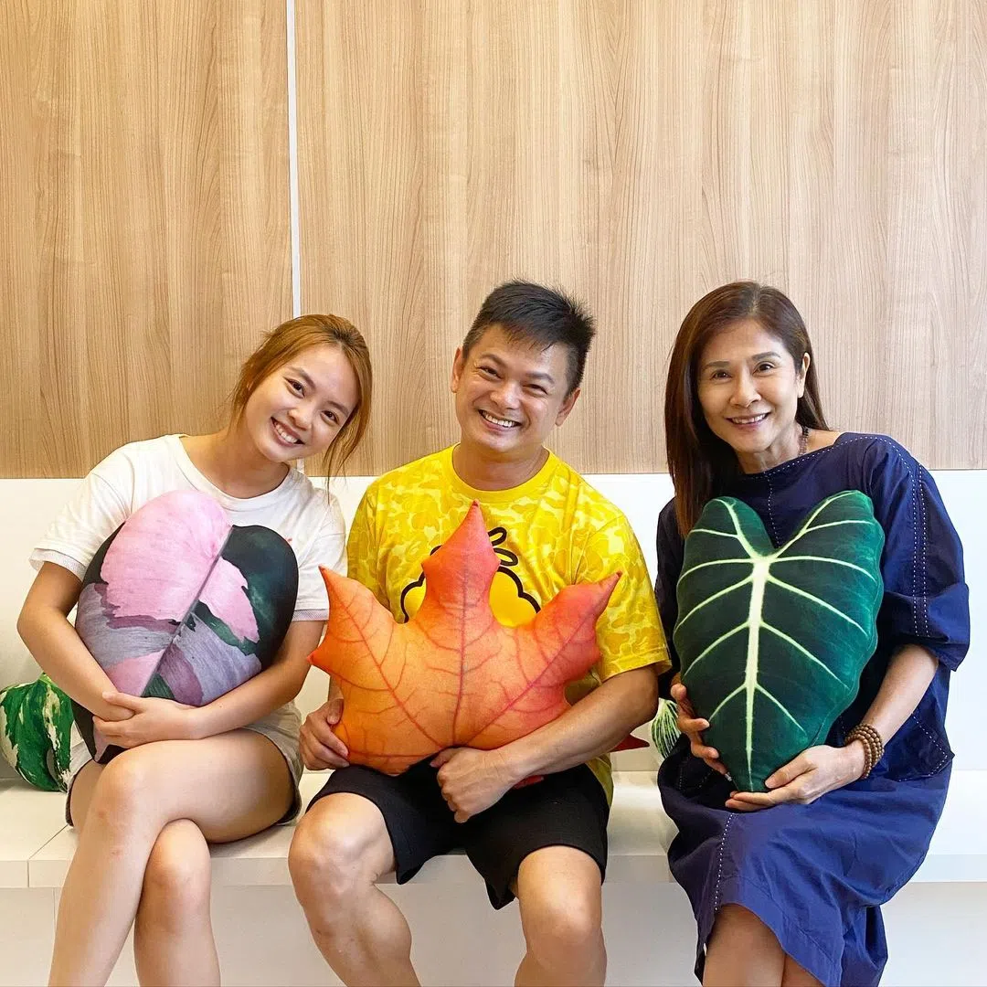 黄暄婷因给周崇庆挑礼物而爱上植物。（取自周崇庆IG）