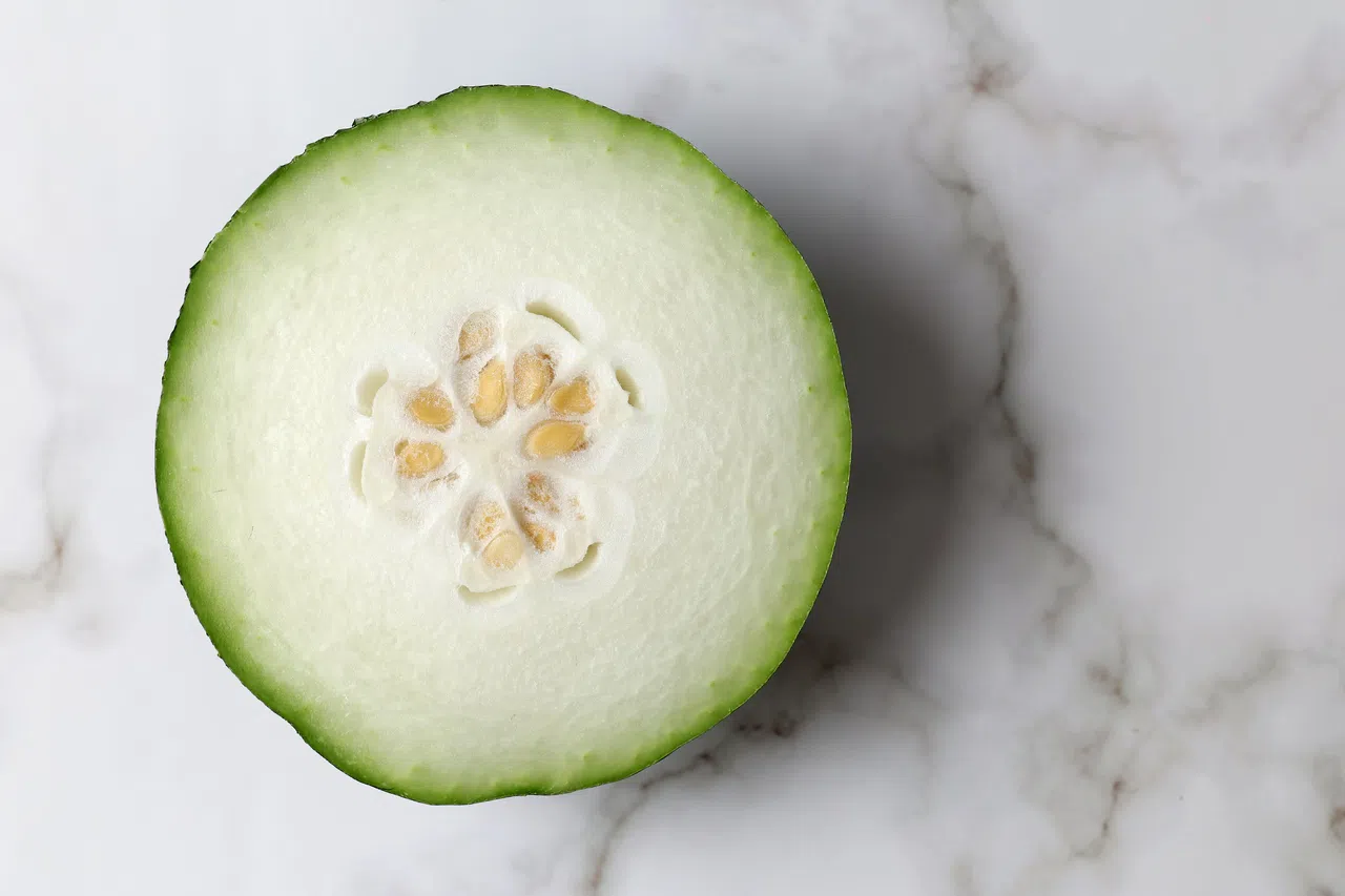 冬瓜水分含量高，热量和脂肪含量低，特别适合须要控制体重、改善心血管健康者食用。（龙国雄摄）