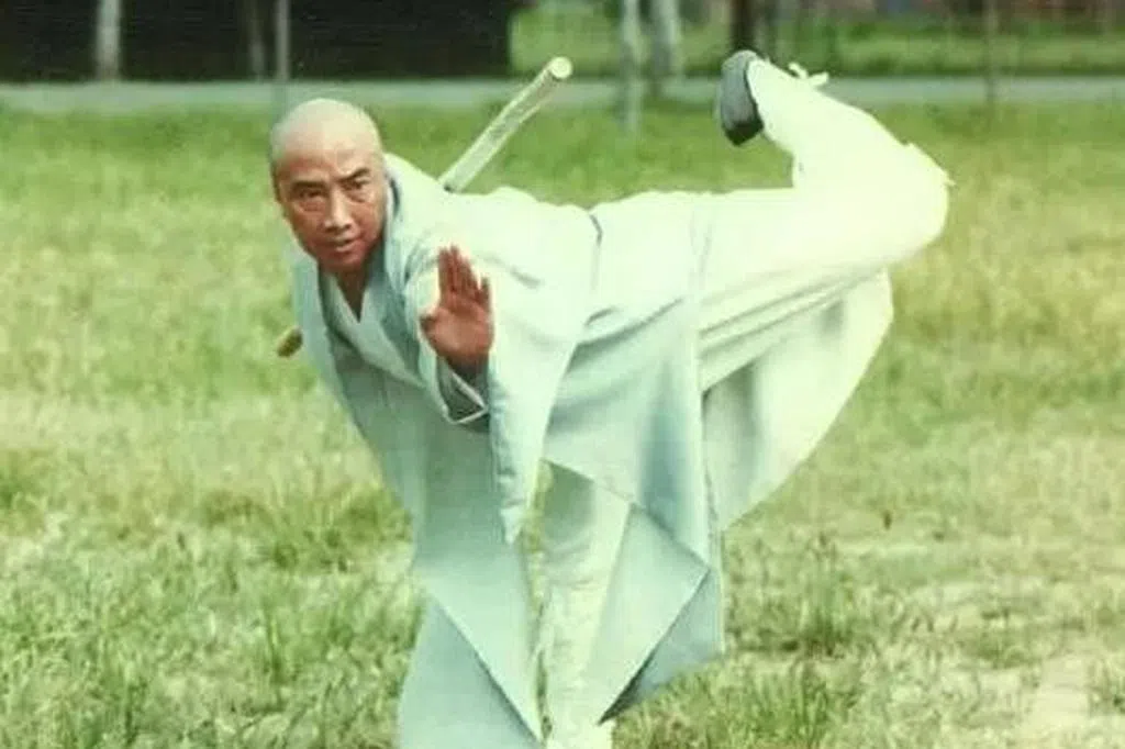 中国著名武术家于海去世 曾出演《少林寺》昙宗大师 | 联合早报