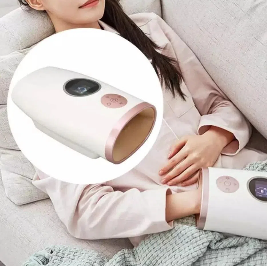 把整日忙碌的双手放入按摩仪中，好好犒劳一下。（取自shopee.sg）
