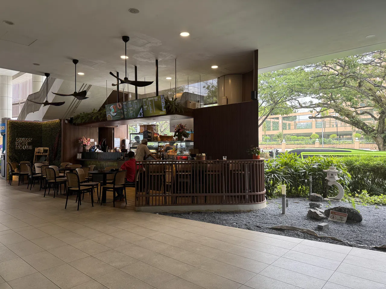 山景民众俱乐部一楼有马来料理店Mums’ Kopihouse。（陈映蓁摄）