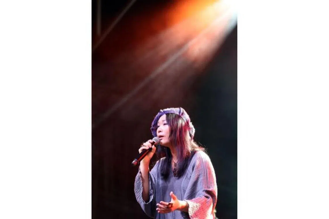 许美静为现场观众带来的动听歌曲包括《阳光总在风雨后》《爱情》《遗憾》。（邝启聪摄）