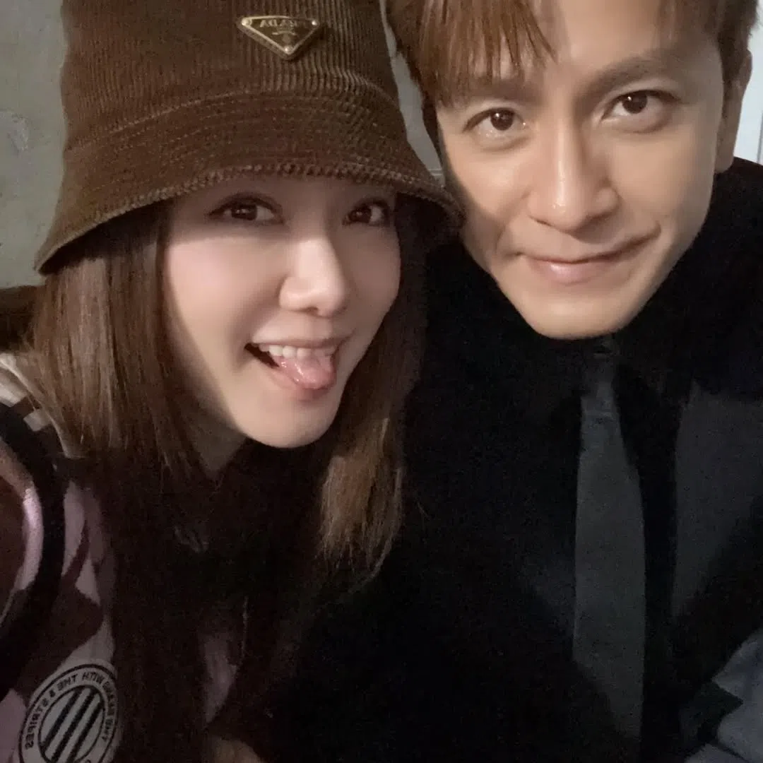 马国明（右）和汤洛雯经常在社媒上分享夫妻生活点滴。（取自马国明IG）