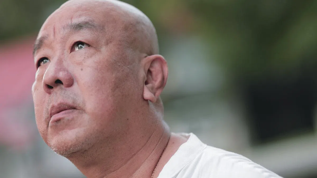 从1995年至2006年，叶振源经历了三次换肾手术。