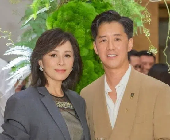 刘嘉玲与傅厚民（右）是多年好友。（互联网）