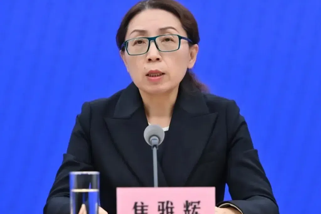 中国卫健委原基层司司长焦雅辉任广西政府副主席