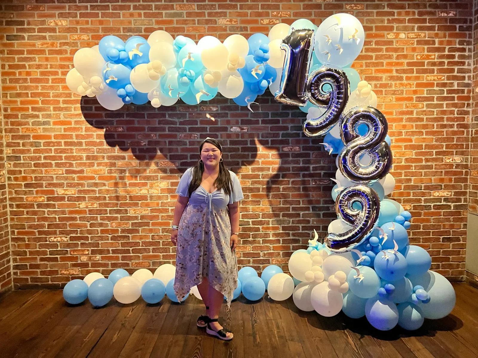 居住在内华达的Athalie Cho周紫晴是泰勒丝的歌迷也是一名中间选民，她表示偶像如果支持某位选举人，她会更加关注并希望了解背后的原因。（受访者提供）