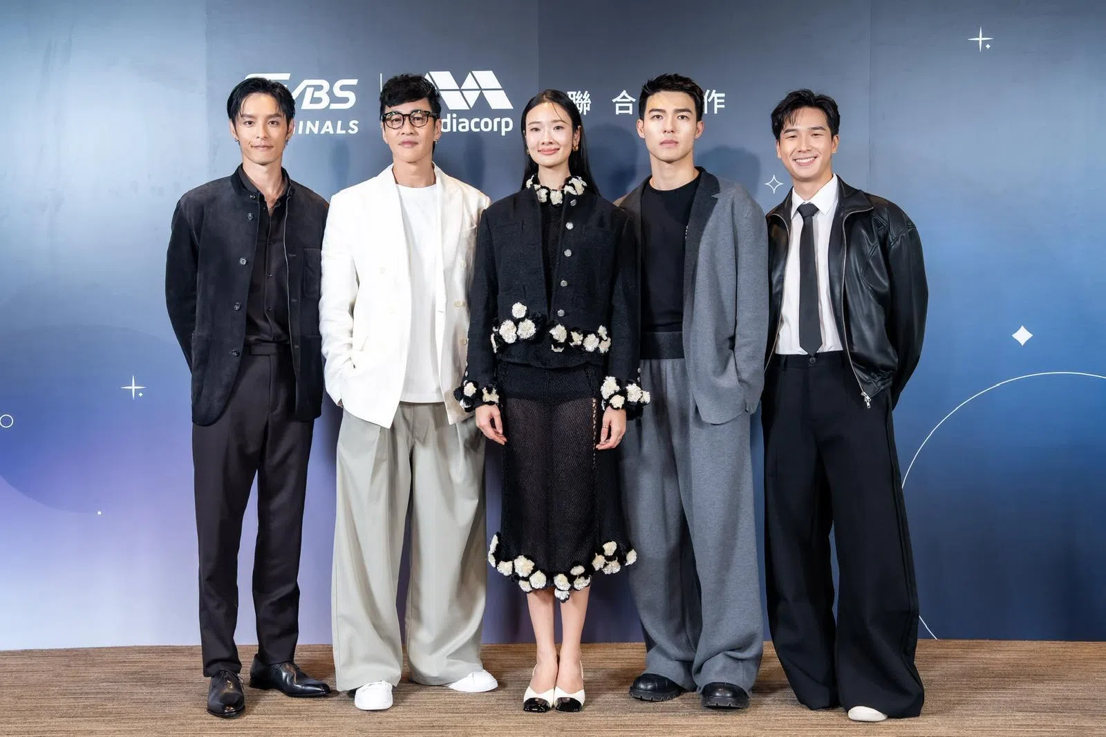 《对你心动的预言》由何润东（左二）执导，演员包括曹佑宁（左起）、Aokbab、陈昊森和蔡程俊。（新传媒提供）