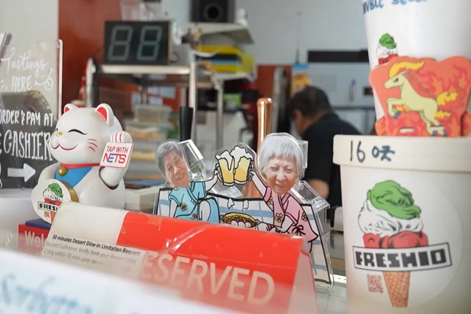 陈建达和他的太太郑雅珠携手创业，开意式冰淇淋店。（视屏截图）