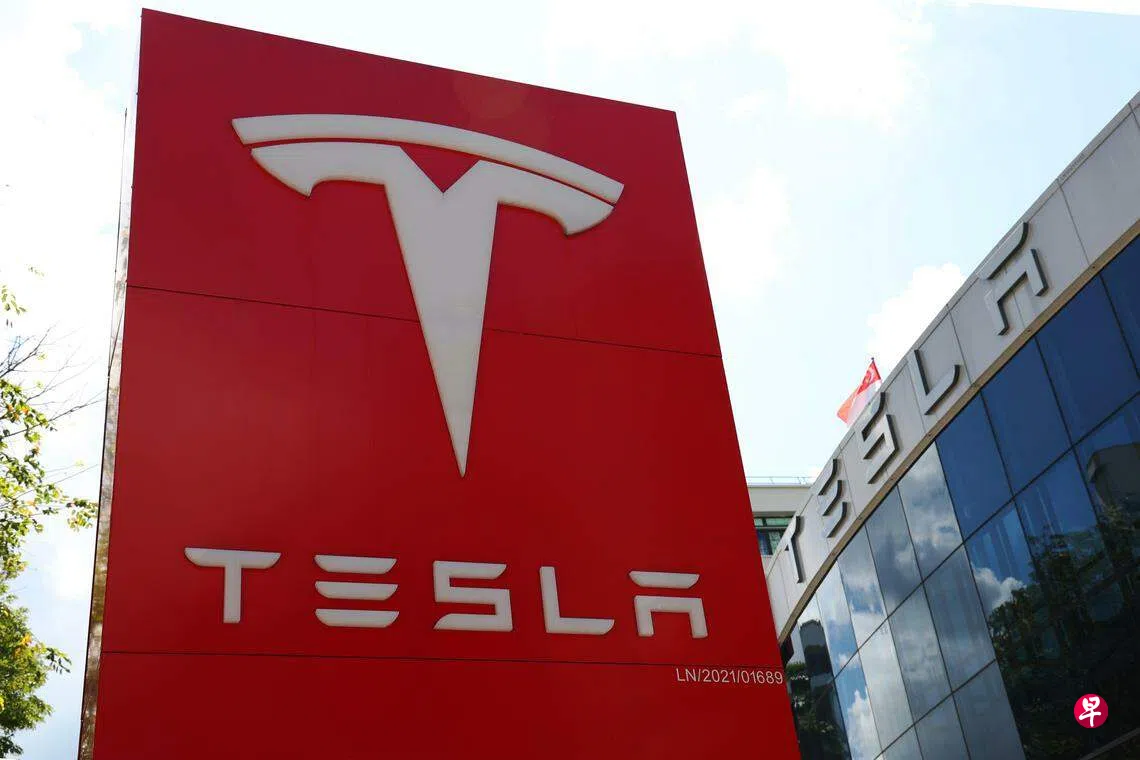 特斯拉股价连番受挫市值两周内蒸发1781亿元| 联合早报