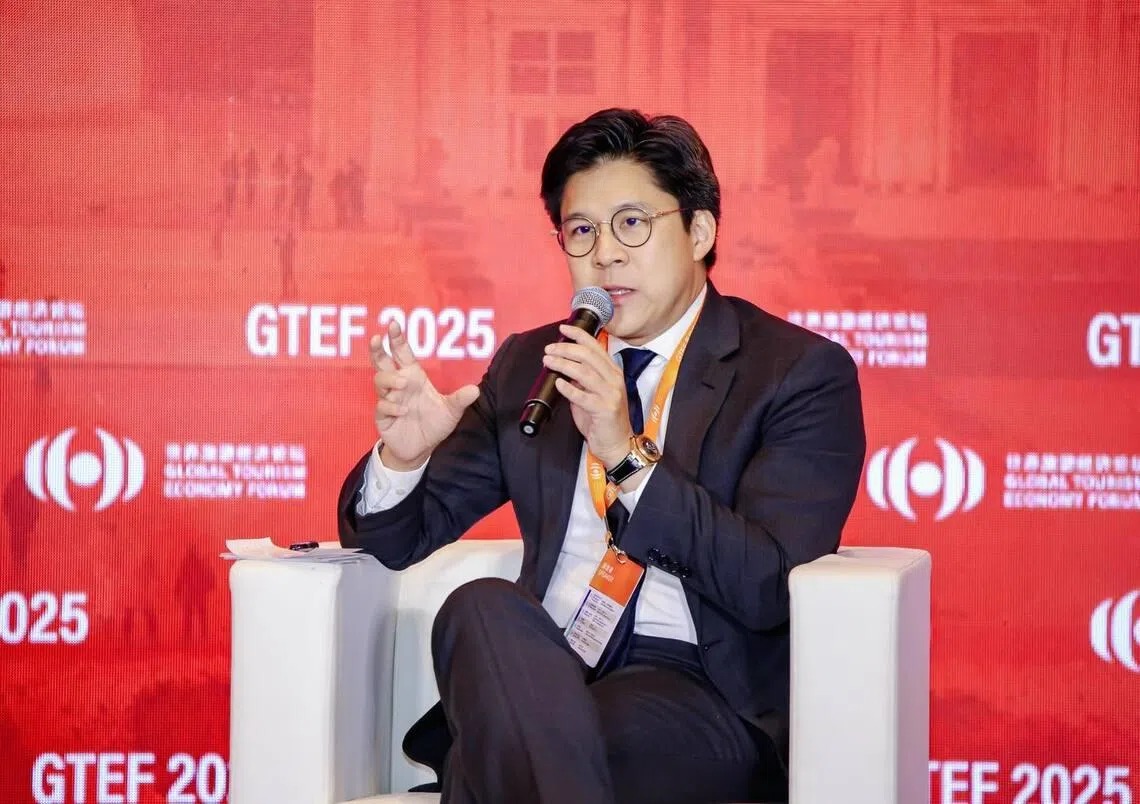 霍启刚公开个人财产：持35项物业遍布港澳大陆