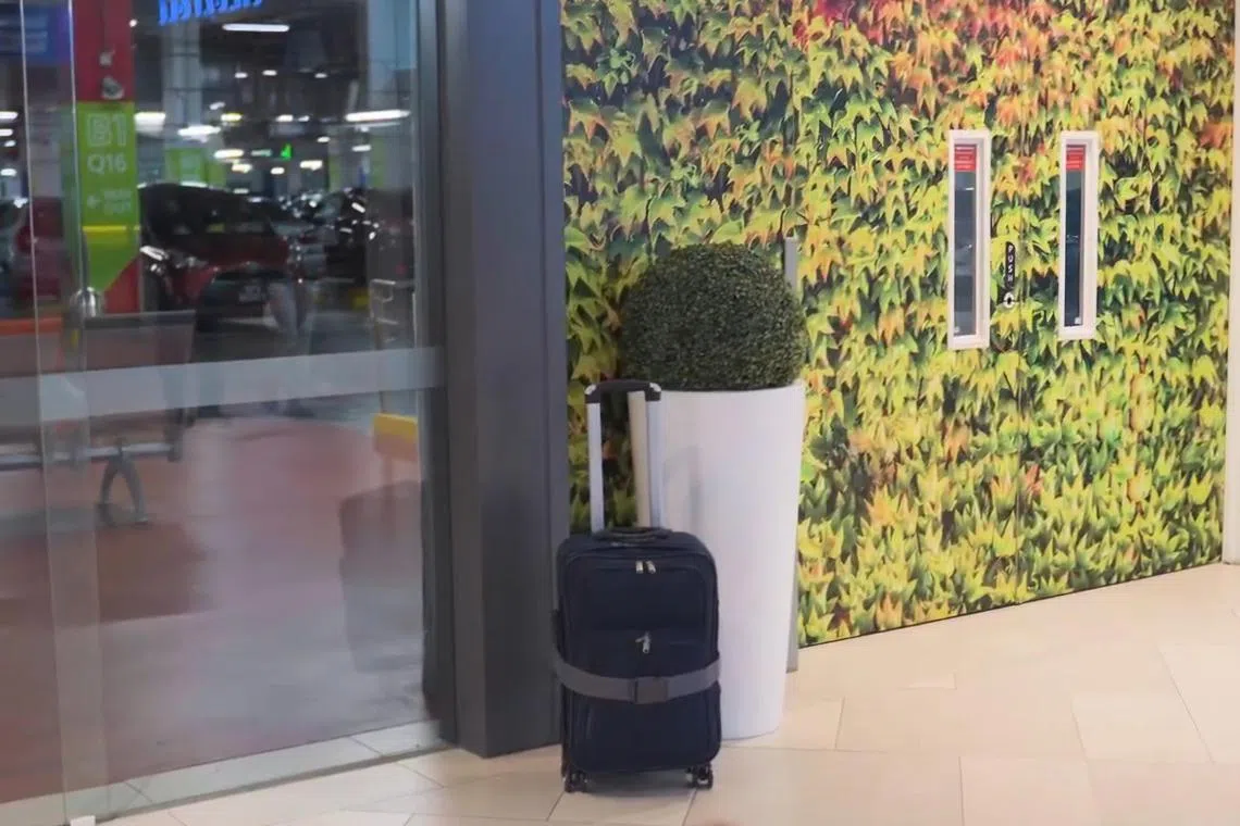 公共场所出现可疑行李箱仅少数人向当局报案，其余大多要不视若无睹，要不未察觉异常。（内政部提供）