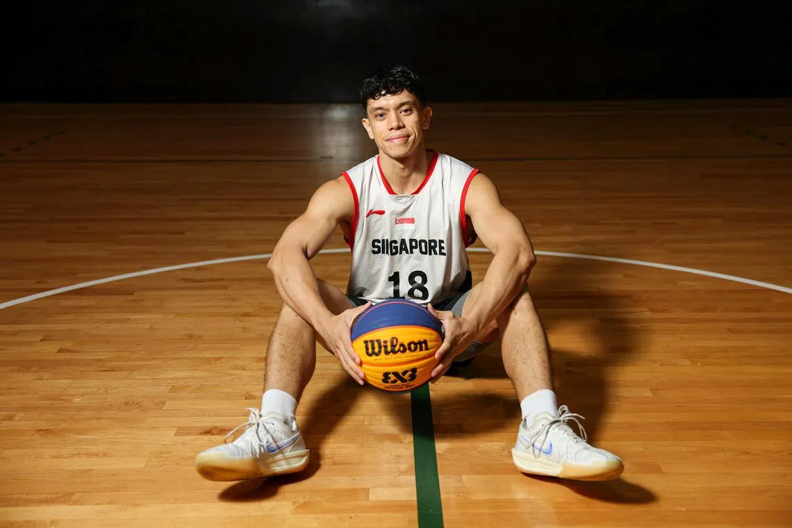 原籍菲律宾的我国球员哈利邦（图）去年因前交叉韧带受伤错过了比赛，但24岁的他今年得以代表新加坡出战。（海峡时报）