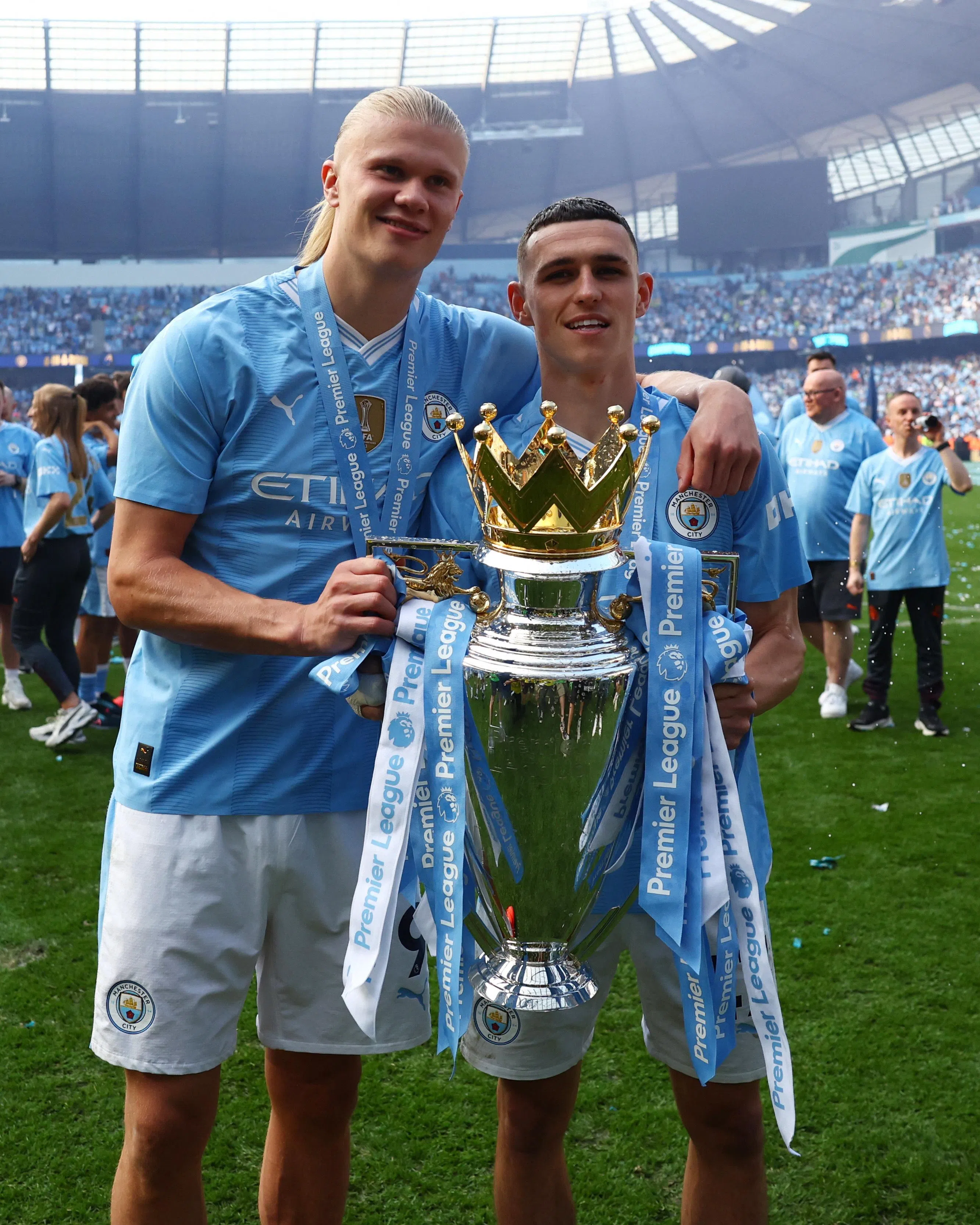 哈兰德（左）和福登（右）本赛季进球多如麻，曼联门将奥纳纳本场相信将有不少表现的机会。（路透社）