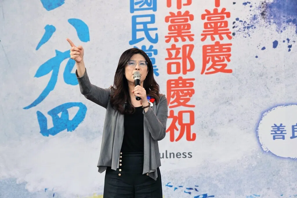 郑丽文计划明年优先访大陆 称与习近平会面具“重大战略意义”　