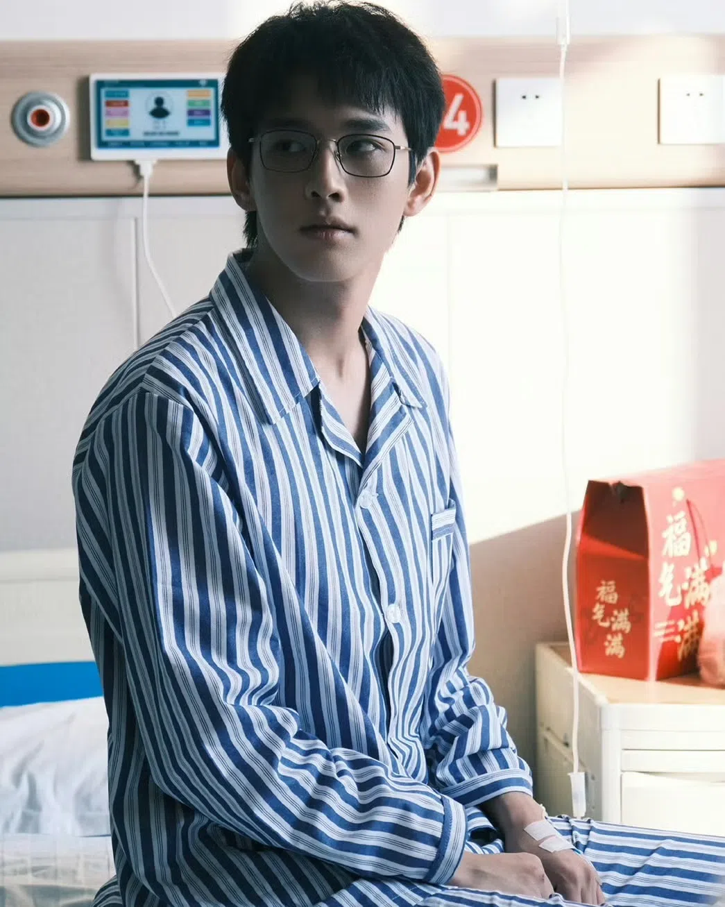 刘小北饰演的孙远翥总是把悲伤藏起来。（互联网）