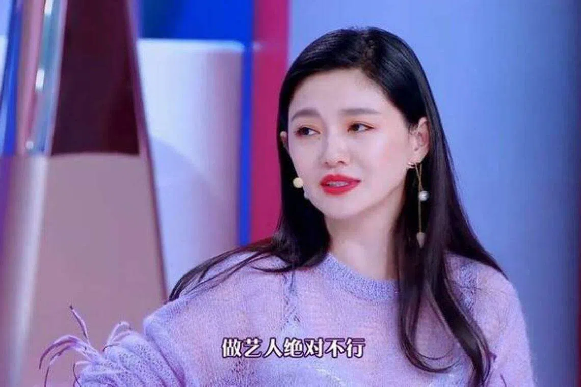 大S事后有在别的节目中表示自己服用抗凝血剂是错误示范，但仍受大大批中国网友挞伐。（取自互联网）