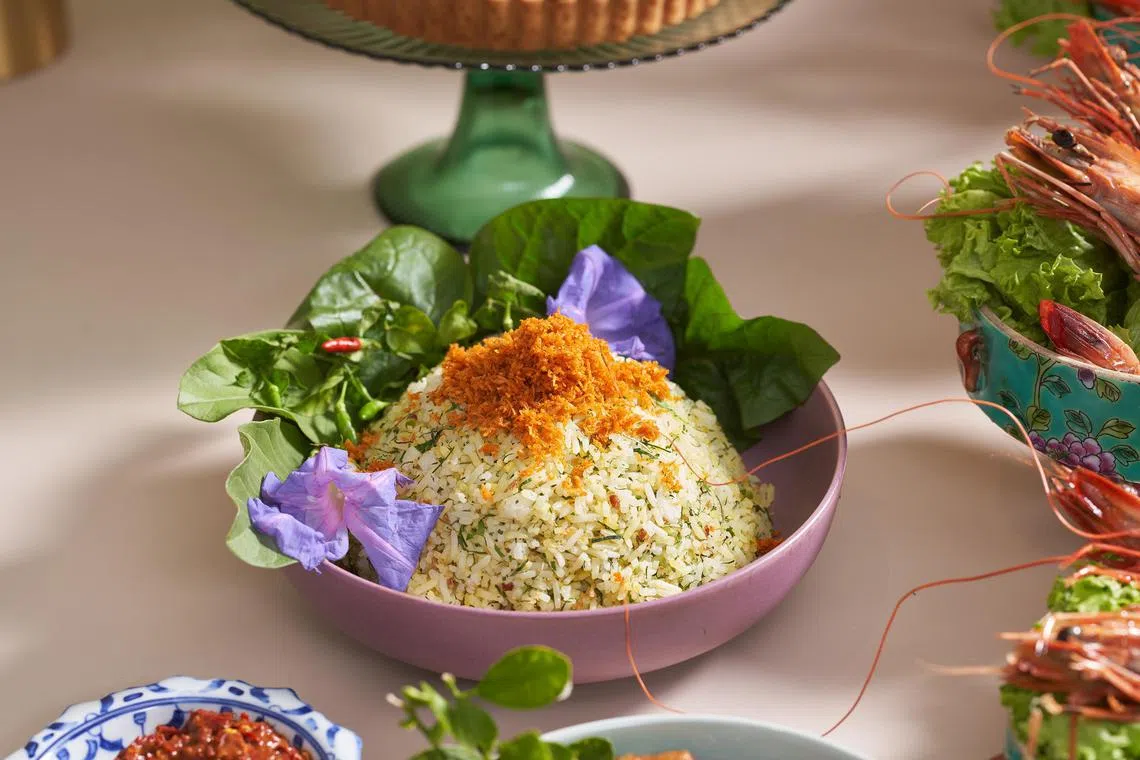 香草饭以米饭配各种切成丝细的香草和蔬菜。（餐馆提供）