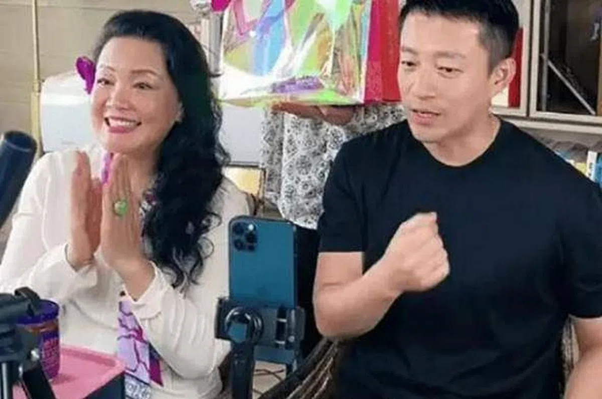 汪小菲和母亲最近为了绯闻女友公开斗嘴。（互联网）