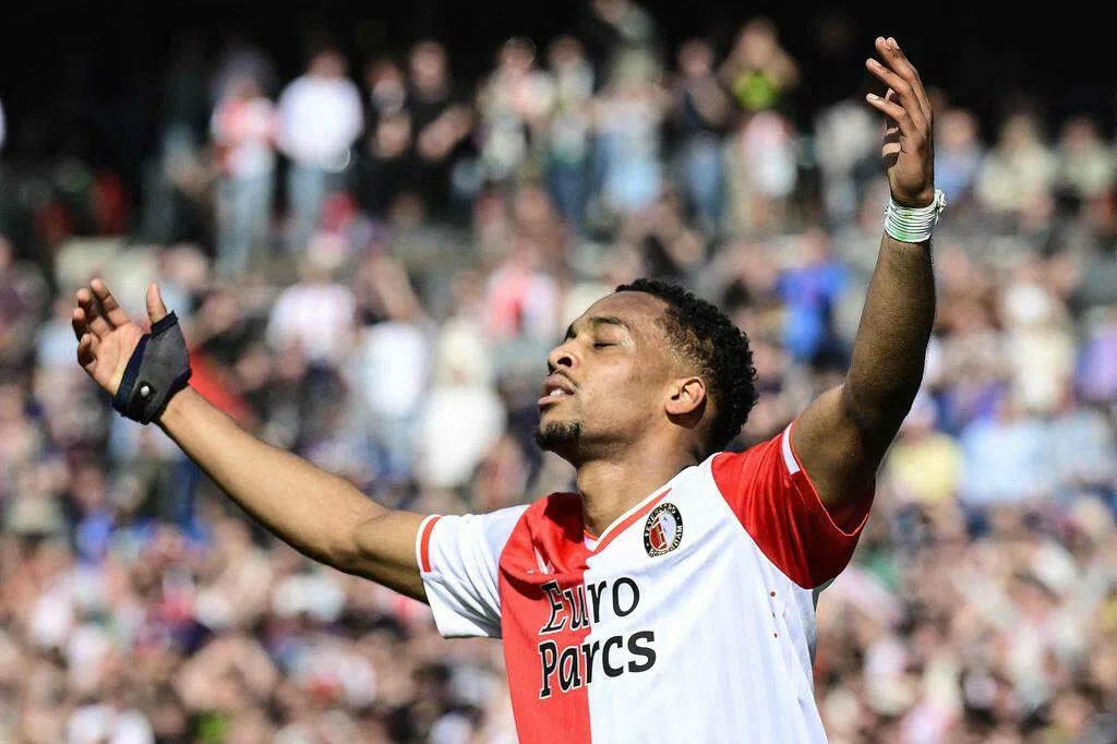 荷甲国家德比战 埃杰克斯六球惨败遭遇队史最大耻辱