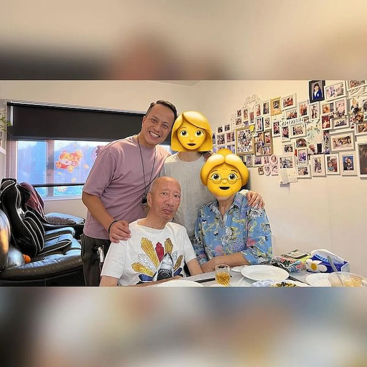 余子明（前排左一）一家合照，但只有儿子不介意出镜。（取自艺人Instagram）