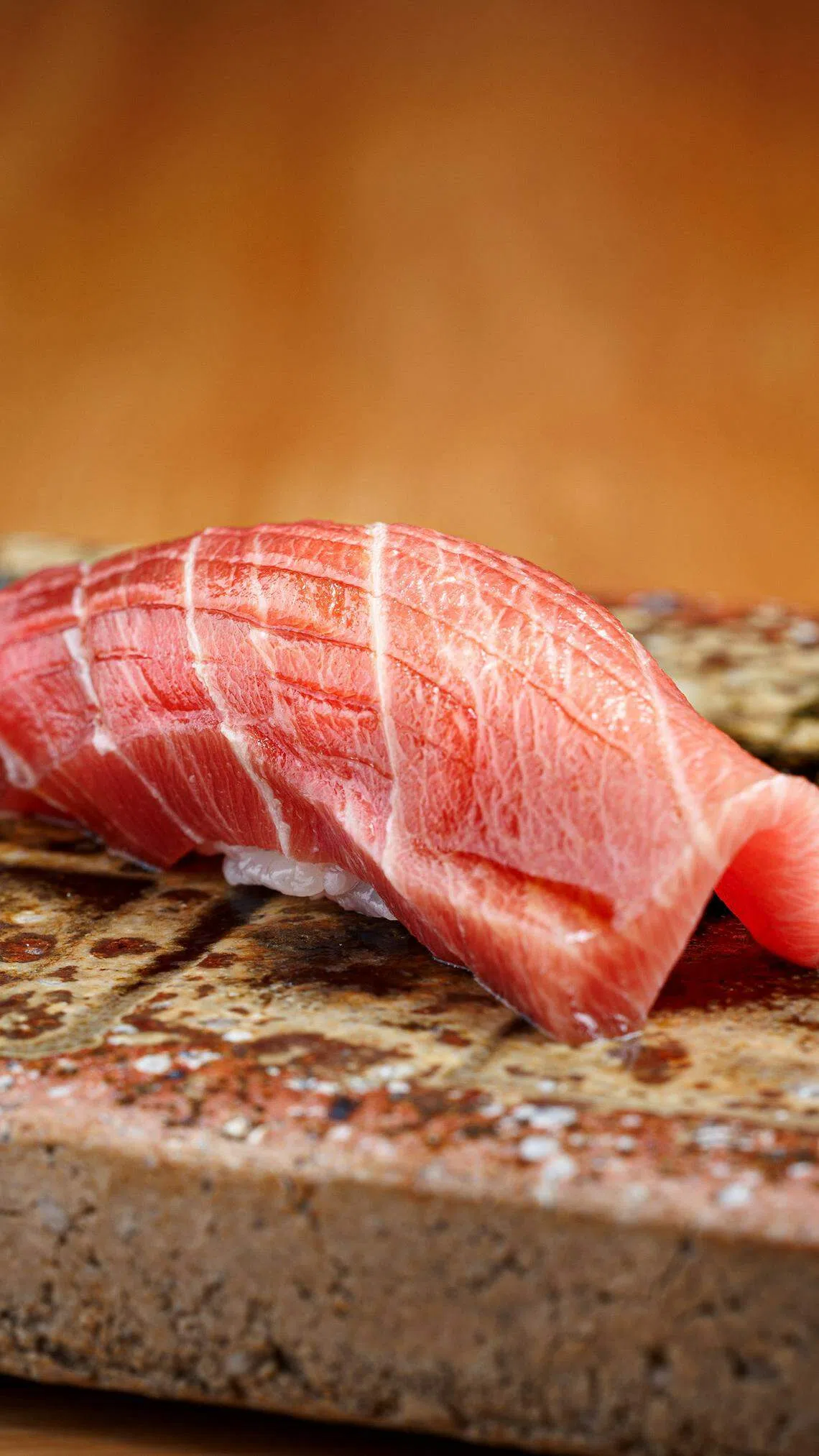 金枪鱼中腹寿司，吃出鲜美。（餐馆提供）