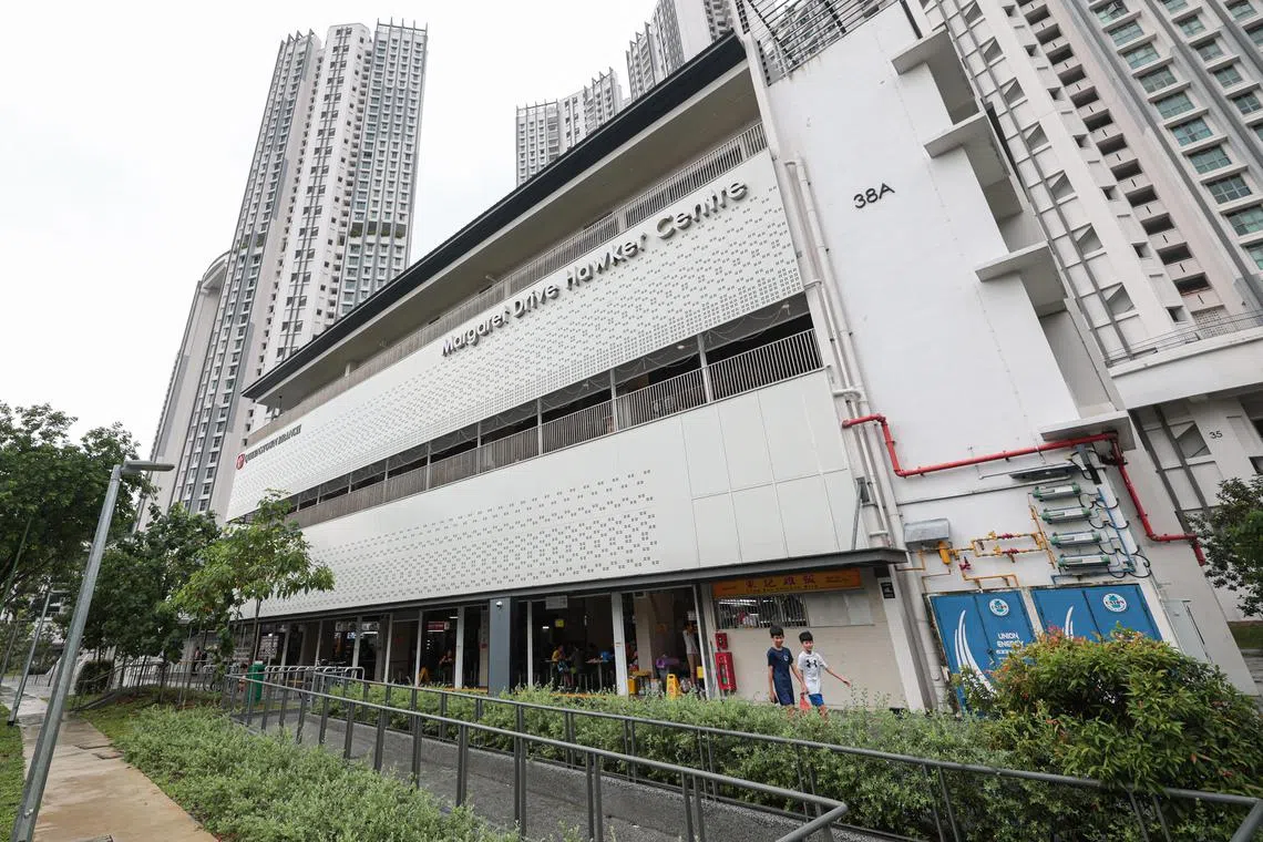 2022年开业的玛格烈通道熟食中心，大多数摊主是从已关闭的东陵福熟食中心搬迁过来的。（李冠卫摄）