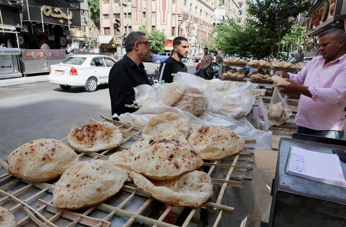 战争干旱双重夹击 全球食品通胀料加速