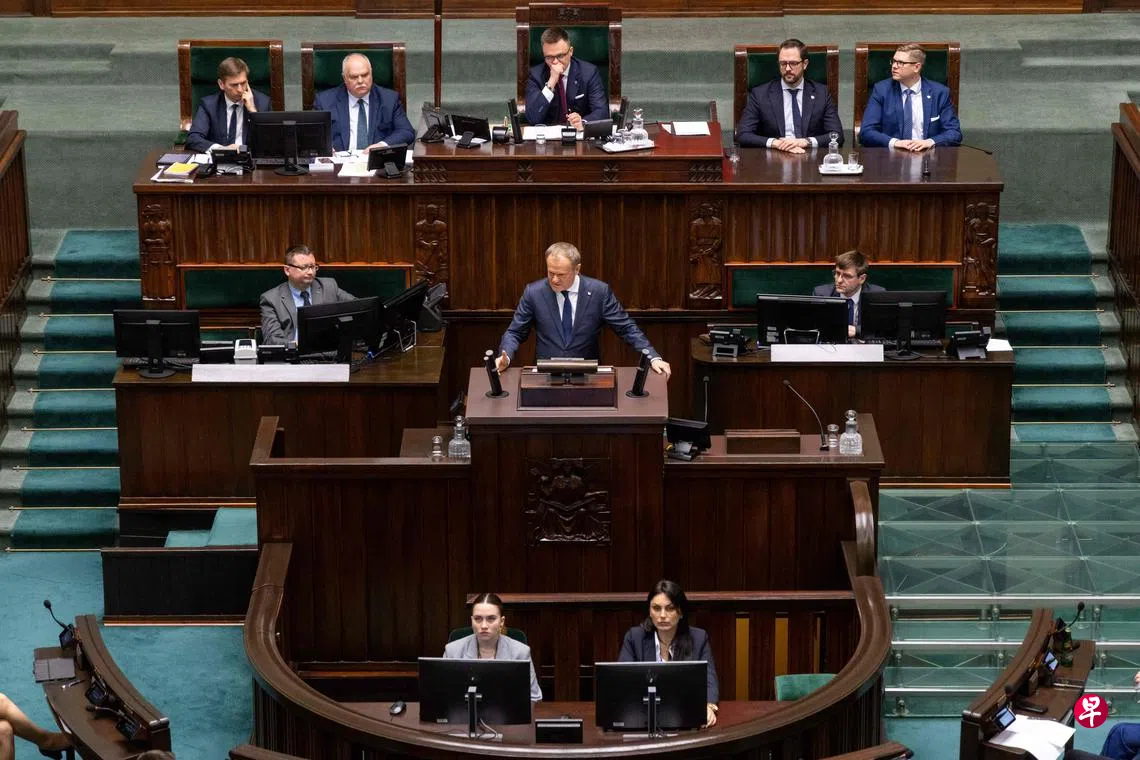 波兰寻求核武应对俄威胁将强制成年男子接受军训| 联合早报