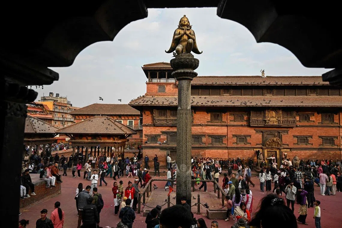 帕坦杜巴广场似艺术与信仰的交响。（法新社）