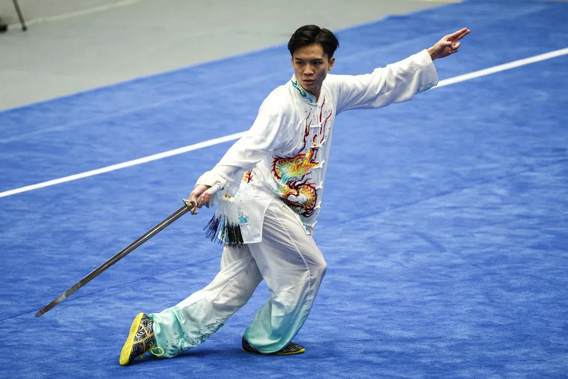 曾俊愷在男子太极剑项目中获得铜牌，这是他第一次在世界级赛事中登上领奖台。（档案照片）