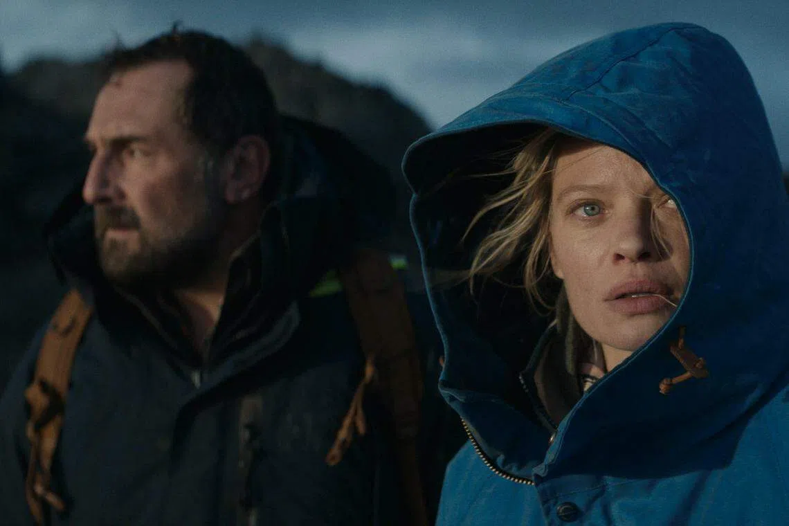 法国片《刹那间》讲述一对感情破裂的夫妻在陷入绝境时努力求生存。（邵氏机构提供）