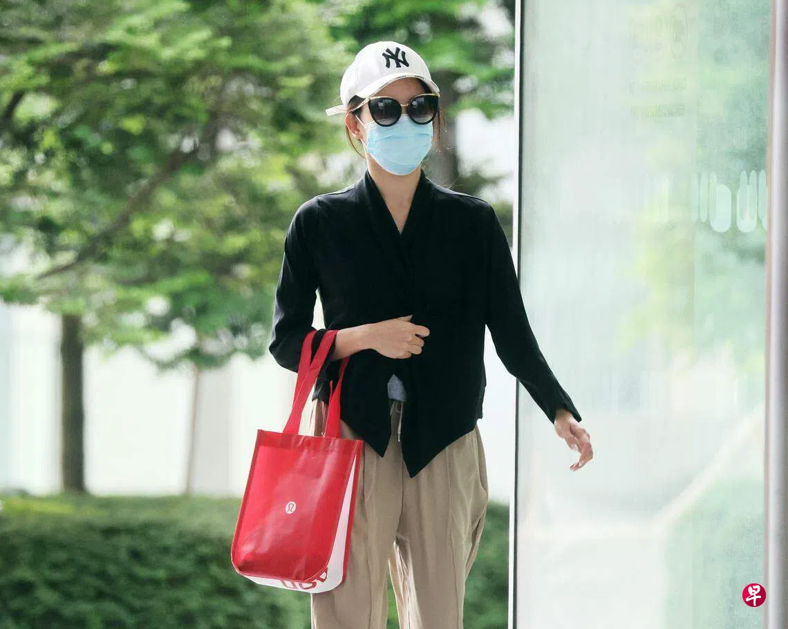 未经授权查看男友前妻资料银行客户关系经理被判罚款| 联合早报