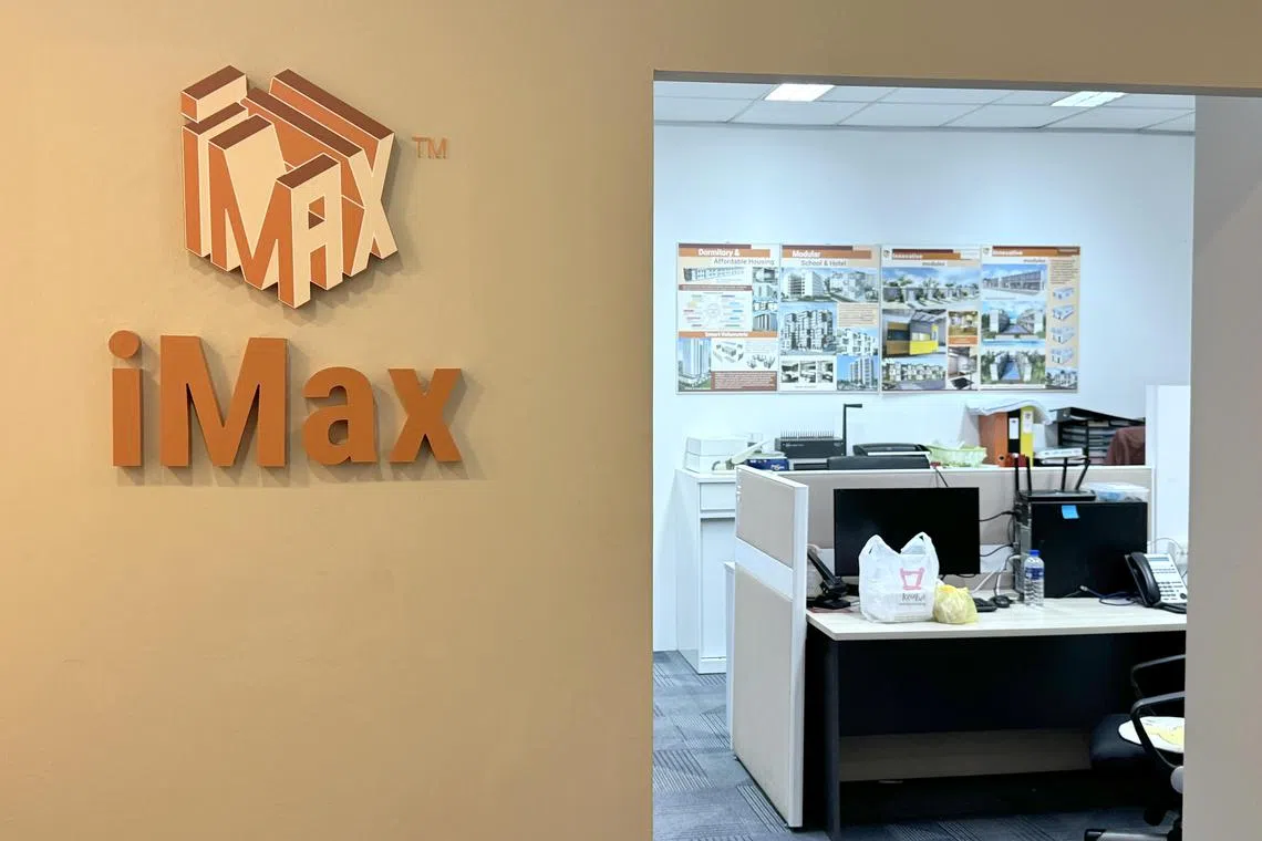 记者日前到iMax SG Ventures的办公处，声称与傅夡品共事多年的职员应门时说，上一次见到傅夡品是几周前的事。（何炳耀摄）