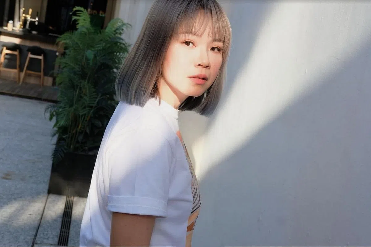 插班生成员杨佳盈以前听歌只着重歌手唱功，受五月天的创作启发后决定当创作歌手。（Fresh Produce Studio提供）