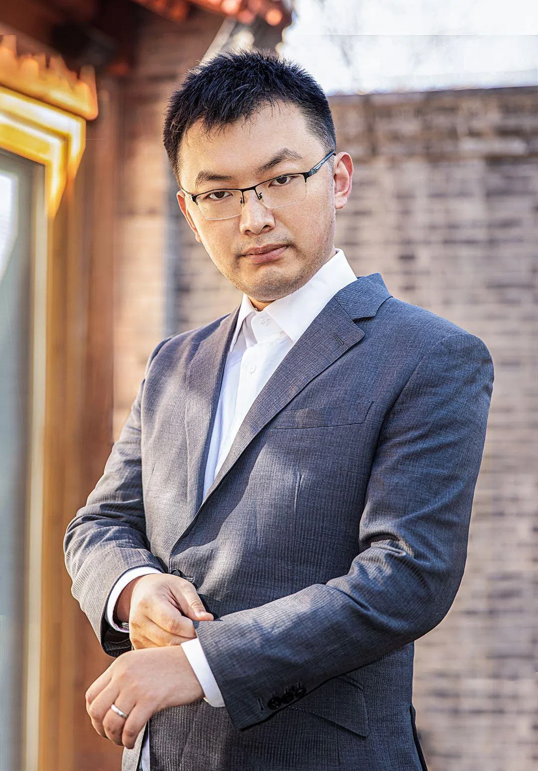 张笑宇认为只有用一部（套）书的容量才能谈好现实问题。（受访者提供）