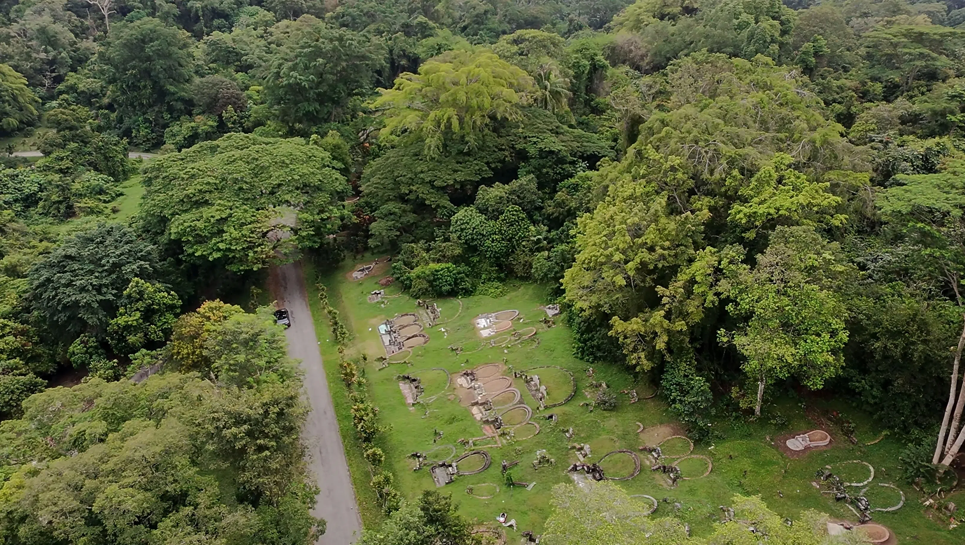 你曾到过武吉布朗坟山吗？（取自网络）