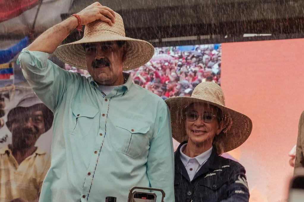 就美军突袭委内瑞拉两度表态 中国外交部吁立即释放马杜罗夫妇