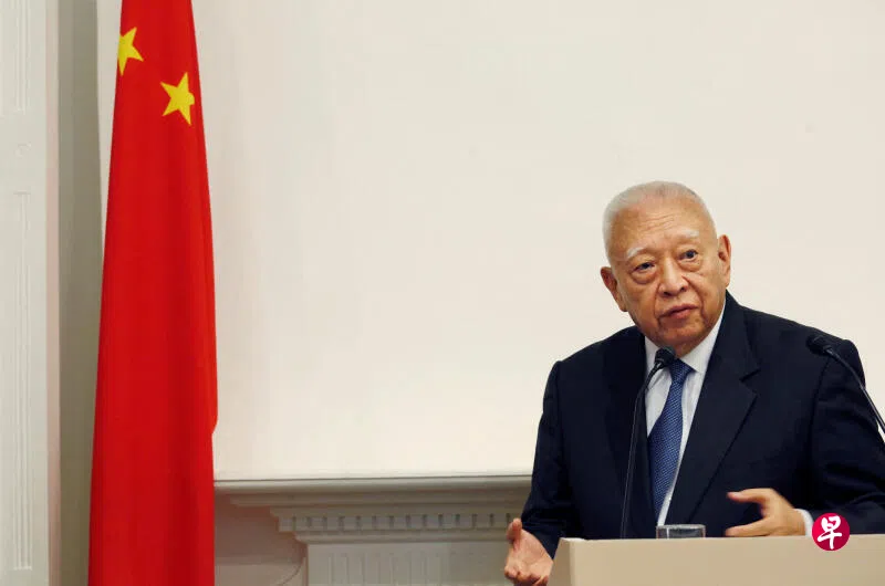 董建华周六设灵 石泰峰任治丧委员会主任委员