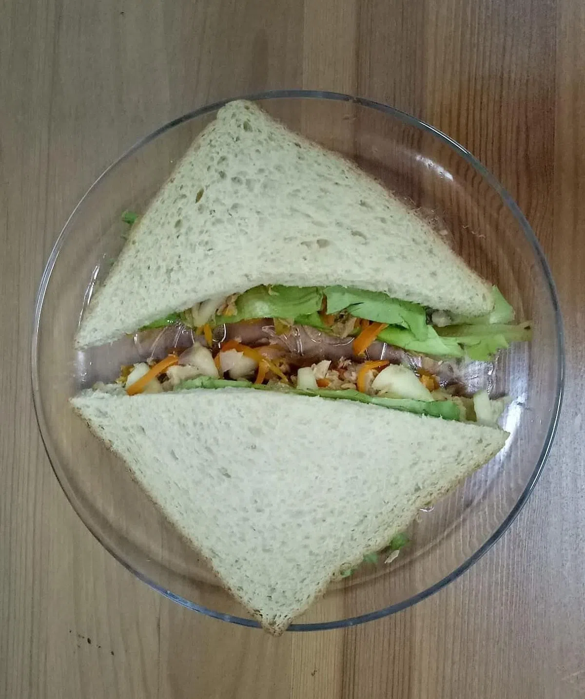 金枪鱼青苹果三文治。（受访者提供）