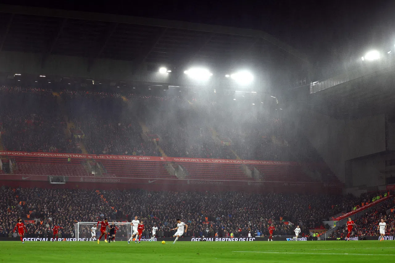 安菲尔德球场近期完成部分看台扩建工程，观赛球迷人数可增至5万7000人。（路透社）