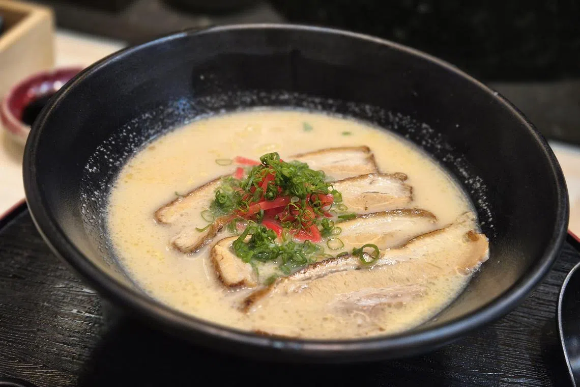 “吉祥”的菜单上也有拉面等单品。（陈爱薇摄）