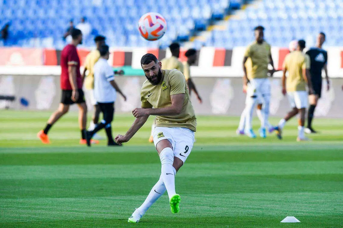 皇家马德里传奇射脚本泽马是今夏第一位前往沙特联赛的明星球员，但他强调，自己因为是穆斯林，所以一直向往在沙特生活。（法新社）