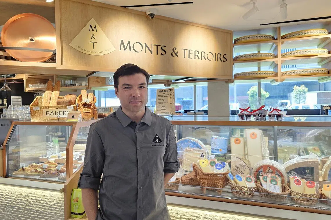 乳酪概念店Monts & Terroirs行销业务负责人Jean-Roch Boquet。（黄亿敏摄）