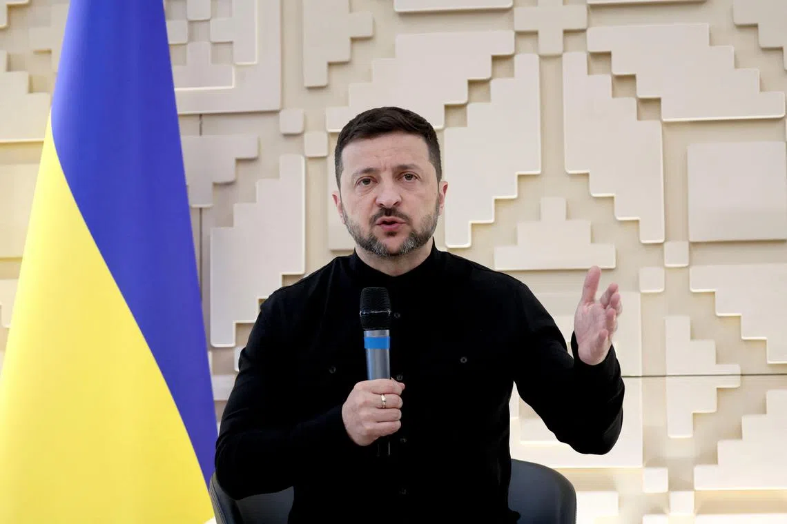 泽连斯基5月15日在乌驻安卡拉使馆说：“俄罗斯没订会议时间，没议程，没派高级代表团，这是对我个人的不尊重。对埃尔多安和特朗普也不尊重。”（法新社）