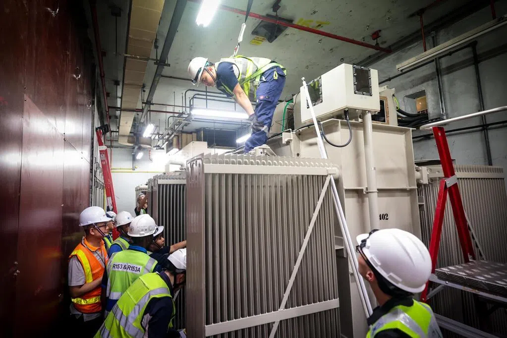 地铁可靠度工作小组呈报告 建议包括优先更新核心系统