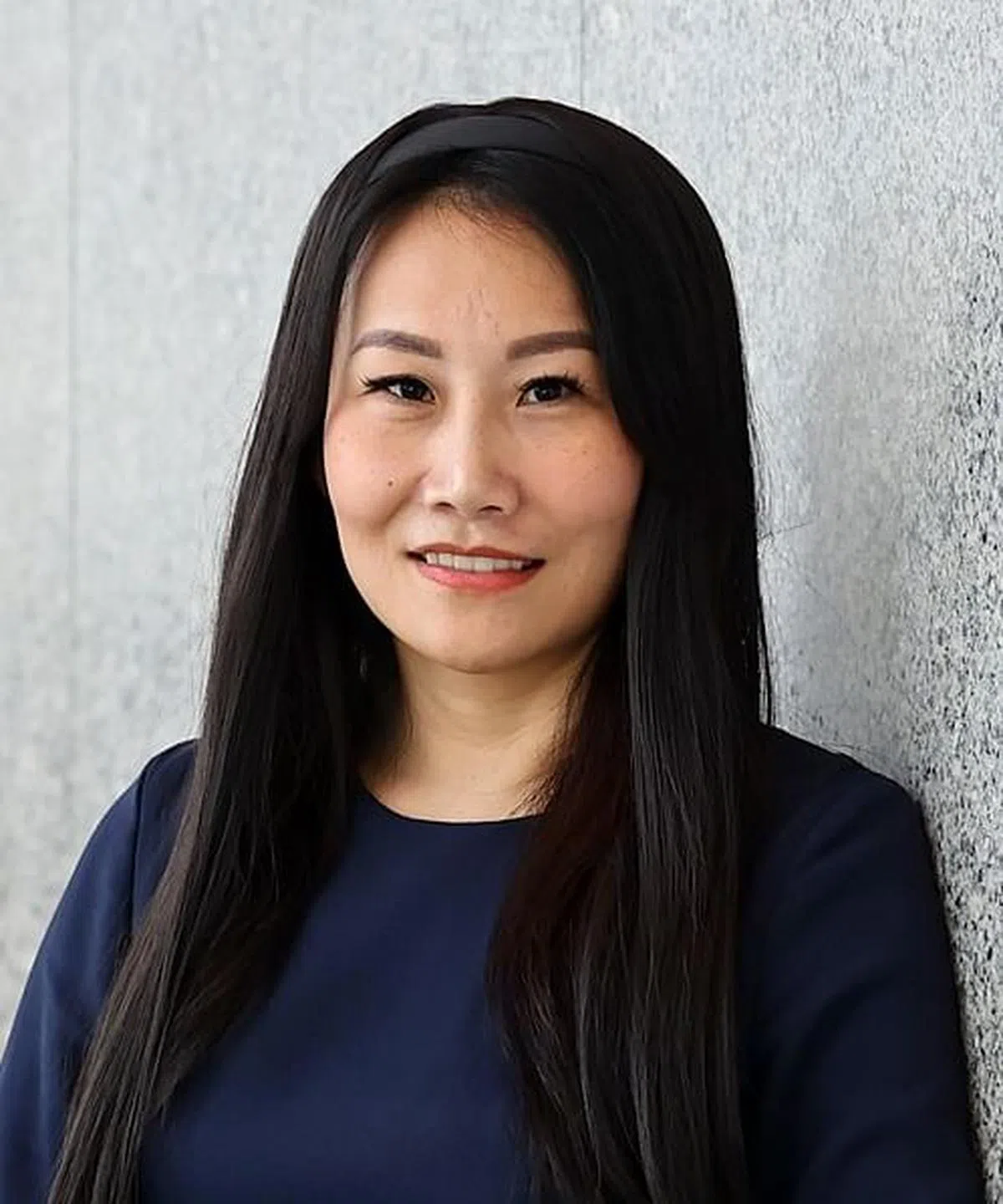 华侨银行集团法律与条规遵循总裁阮玲：为保障客户的利益，银行接下来会增加高风险交易的转账难度，避免诈骗团伙有机可乘。（陈渊庄摄）