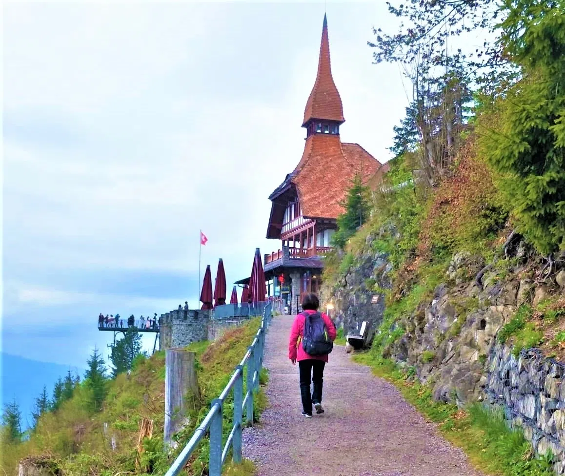 茵特拉肯之巅——哈德昆观景台。（莞尔摄）