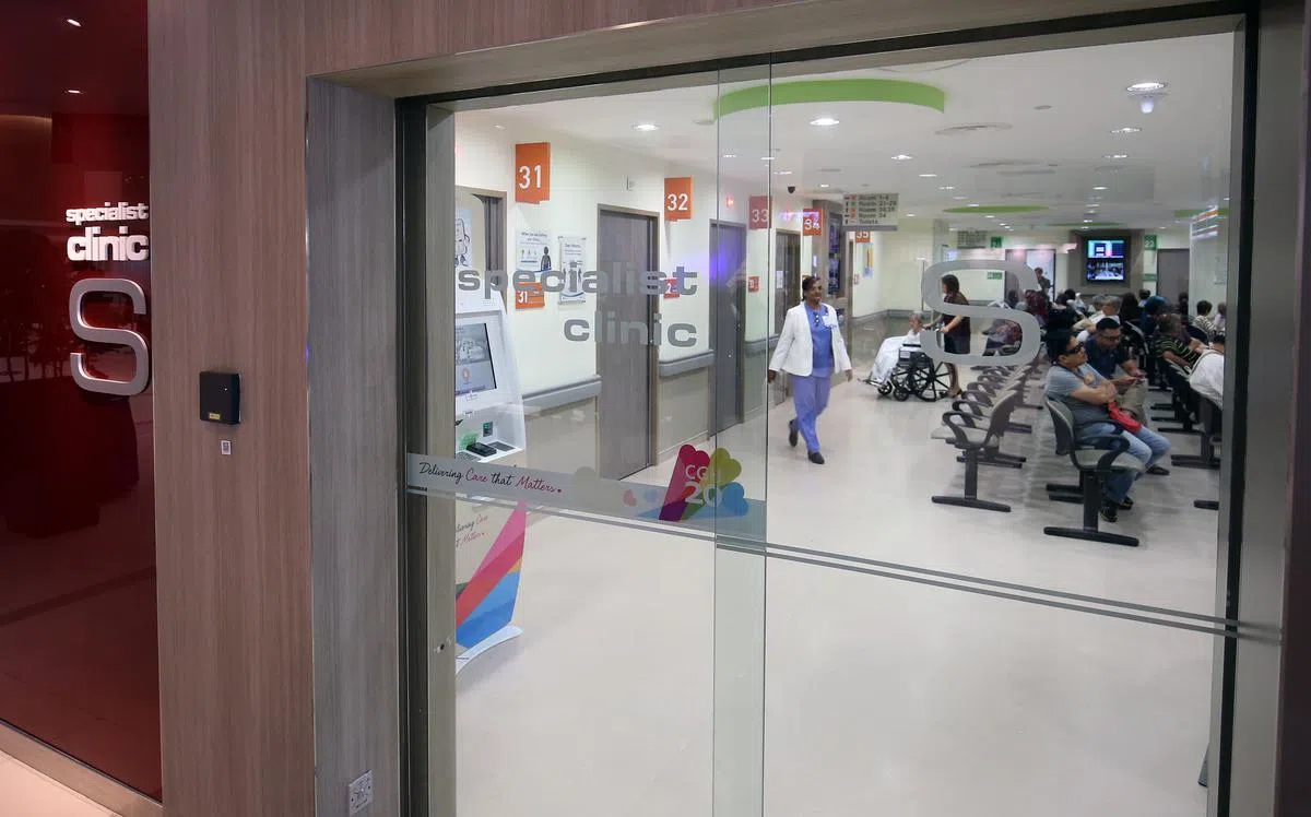 2023年起，高收入群体国人去专科诊所问诊获得的政府津贴将减少。（周柏荣摄）