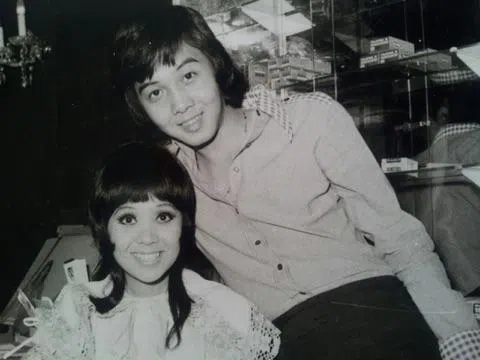 凌霄（右）与樱花早期曾一起跑码头。（档案照）